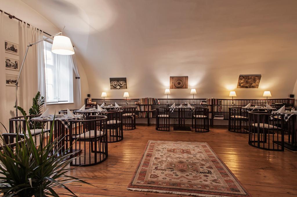 Domus Henrici 4* Praha