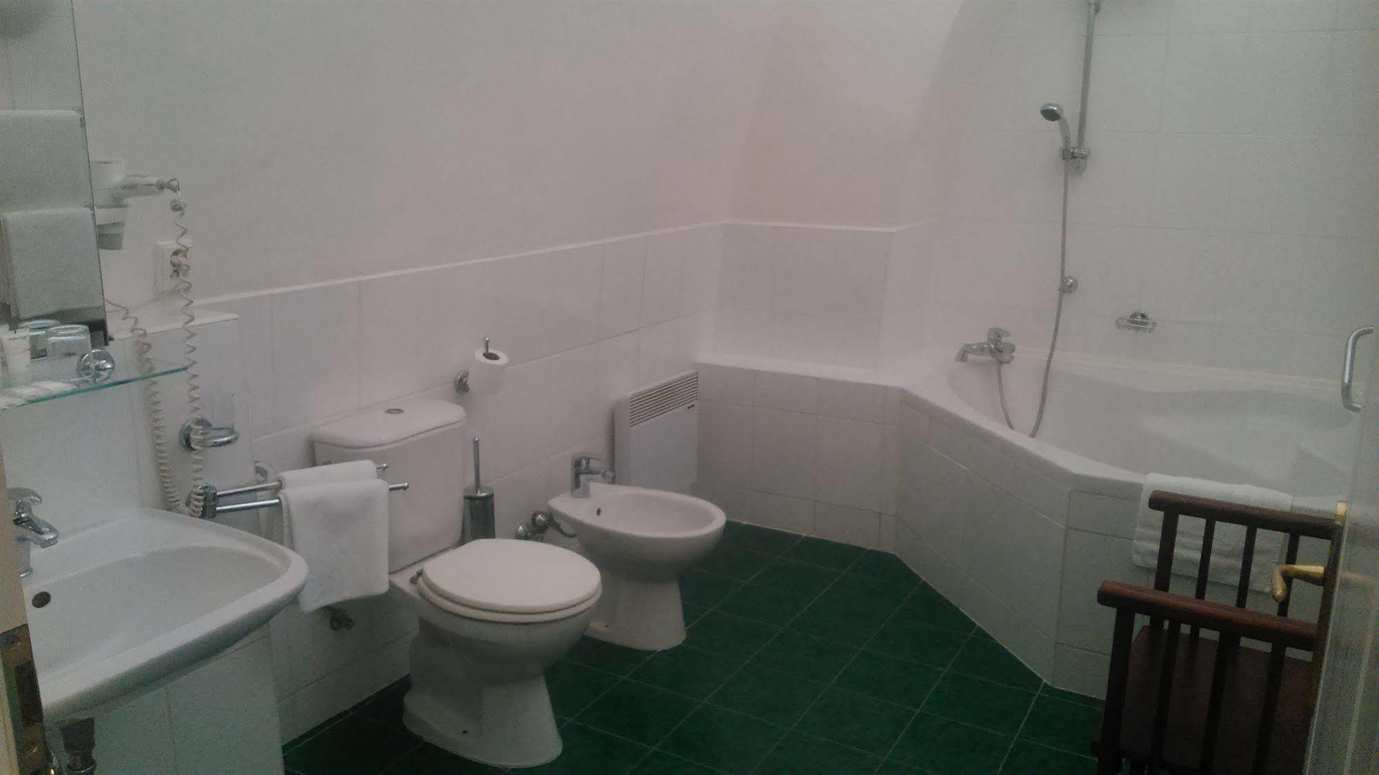 Domus Henrici 4* Praag