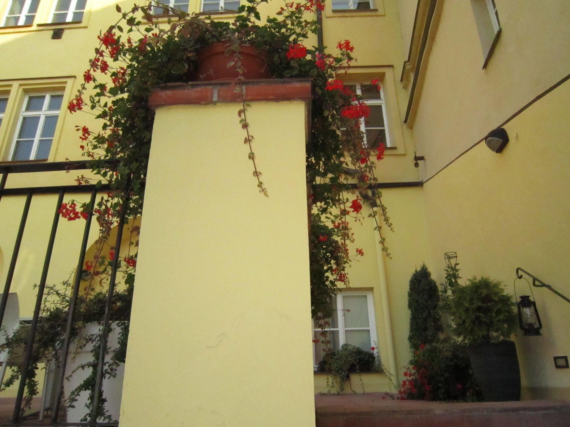 Hotel Domus Henrici Praha